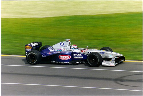 Туэро за рулем Minardi M198 Туэро за рулем Minardi M198