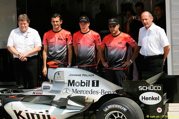 Команда McLaren представляет своего нового титульного спонсора - Johnnie Walker Команда McLaren представляет своего нового титульного спонсора - Johnnie Walker