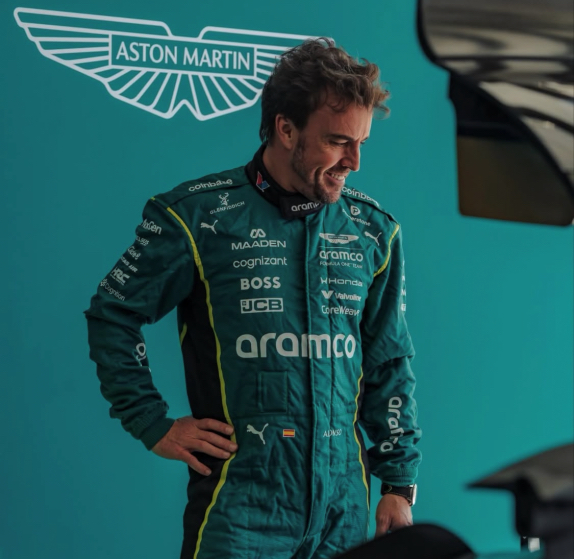 Фернандо Алонсо, фото пресс-службы Aston Martin