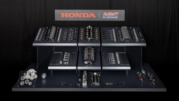 Детали гоночного двигателя Honda, фото пресс-службы HRC