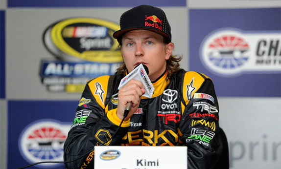 Кими Райкконен в период выстулений в серии NASCAR, 2011 год Кими Райкконен в период выстулений в серии NASCAR, 2011 год