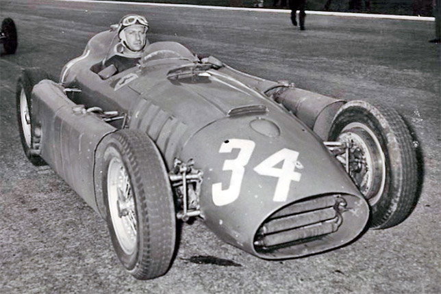 Хуан-Мануэль Фанхио на Ferrari Lancia D50 Луиджи Муссо в Аргентине