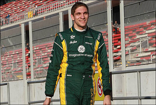 Виталий Петров - гонщик Caterham F1