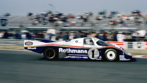 Легендарный спорткар Porsche 956 построенный для Group C в 1982 году