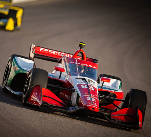Роберт Шварцман за рулём машины Prema Racing, фото из социальных сетей