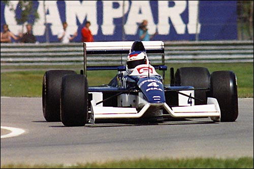 Tyrrell 019