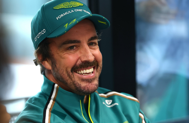 Фернандо Алонсо, фото пресс-службы Aston Martin F1