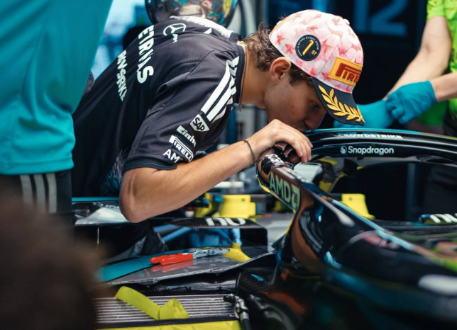 Кими Антонелли и его Mercedes W17, фото пресс-службы команды