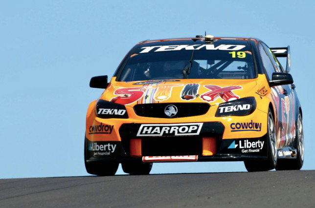 Holden VF Commodore V8 Supercar, фото пресс-службы фестиваля