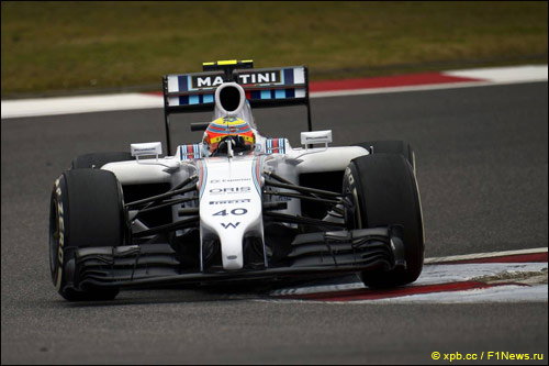 Фелипе Наср за рулём Williams FW36