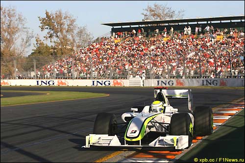 Мельбурн. Brawn GP. Дженсон Баттон