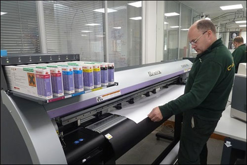 В Caterham заключили контракт с Mimaki