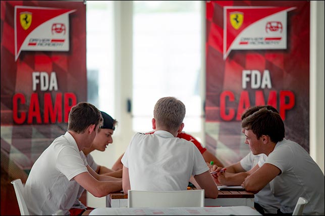 Слушатели Академии Ferrari