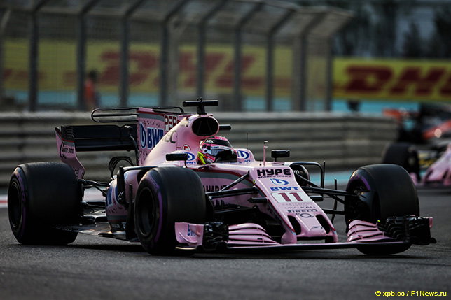 Серхио Перес за рулём VJM10
