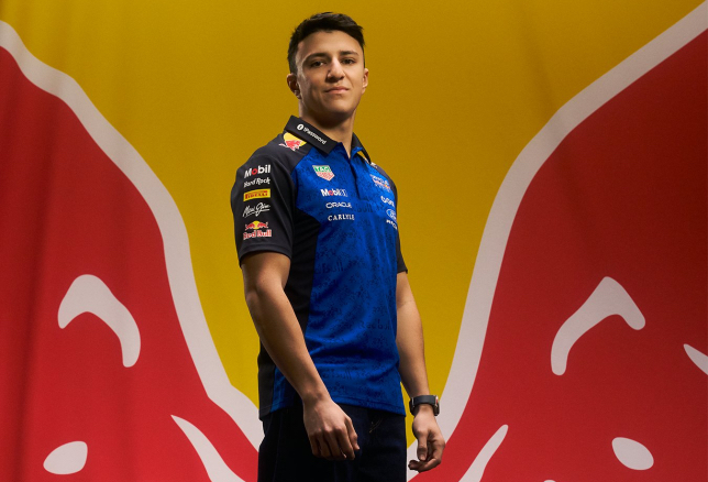 Айзек Хаджар на презентации в Детройте, фото Red Bull