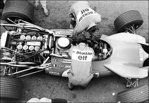 Matra MS84 - хорошо видны приводные валы передних колёс