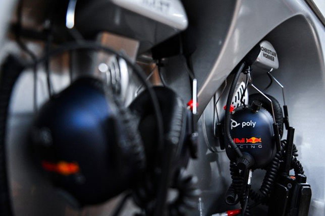 Гарнитура Red Bull Racing