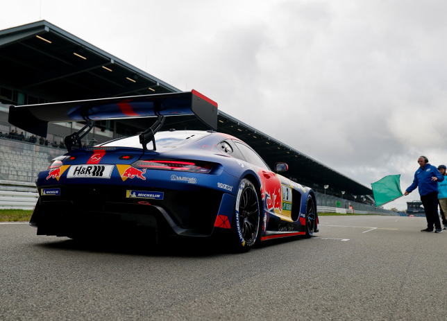 Машина команды Verstappen Racing на Нюрбургринге, фото пресс-службы Mercedes-AMG Motorsport