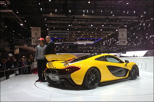 Рон Деннис и Серхио Перес на презентации McLaren P1 в Женеве