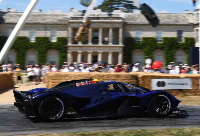 Гиперкар RB17 на трассе в Гудвуде, фото Red Bull