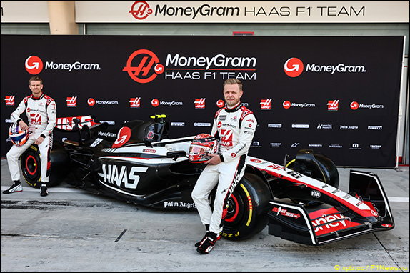 Новая машина Haas F1