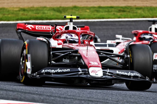 Alfa Romeo C42 на трассе в Сузуке, фото XPB