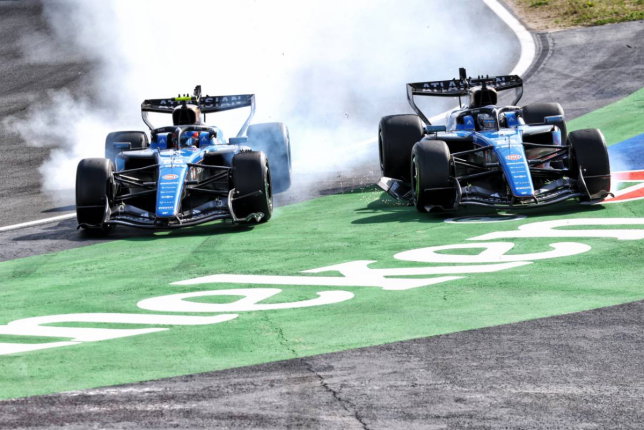 Инцидент между гонщиками Williams на 66-м круге Гран При Нидерландов, фото XPB