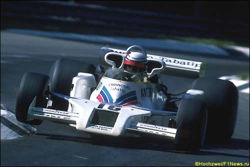 Риккардо Патрезе. Shadow-Ford DN8