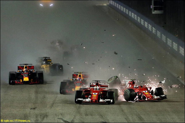 Авария гонщиков Ferrari на Гран При Сингапура