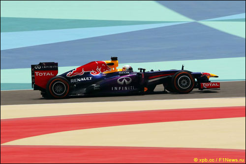 Себастьян Феттель за рулем RB9