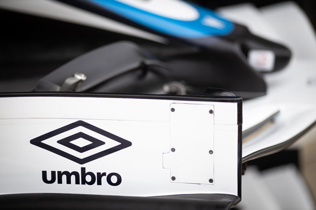 Логотип Umbro UK