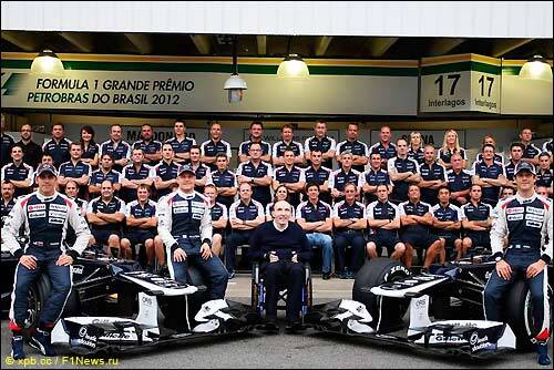 Групповая фотография Williams в Бразилии