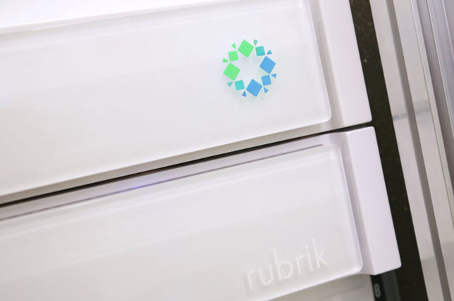 Логотип Rubrik
